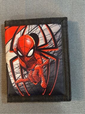 Marvel Spider-Man, spiderweb, trifold, wallet, Velcro closure, cash and cards.